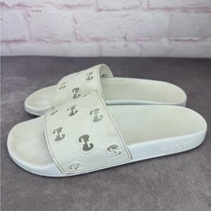 Gucci Gg Logo Cut Out White Slide Sandals l Women 39